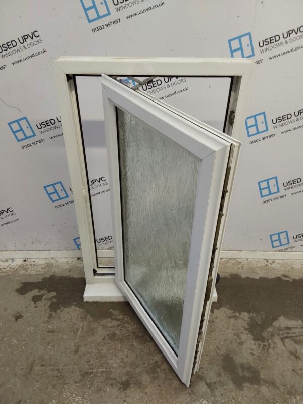 Used White Upvc Window 620mm x 1030mm C2136 - Image 2