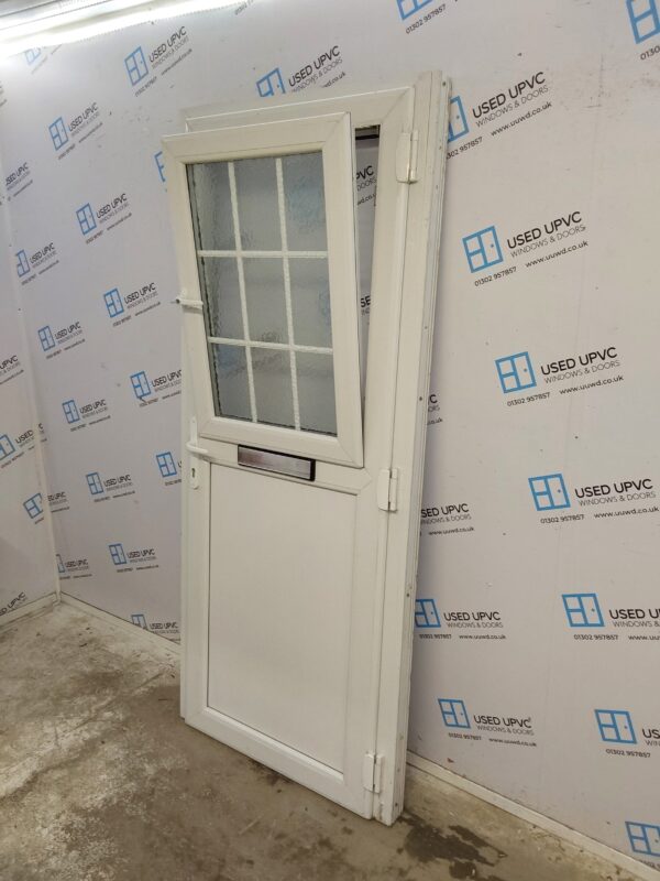 Used White Upvc Front Stable Door 900mm x 2090mm (reduce to 880mm) 0537 - Image 4