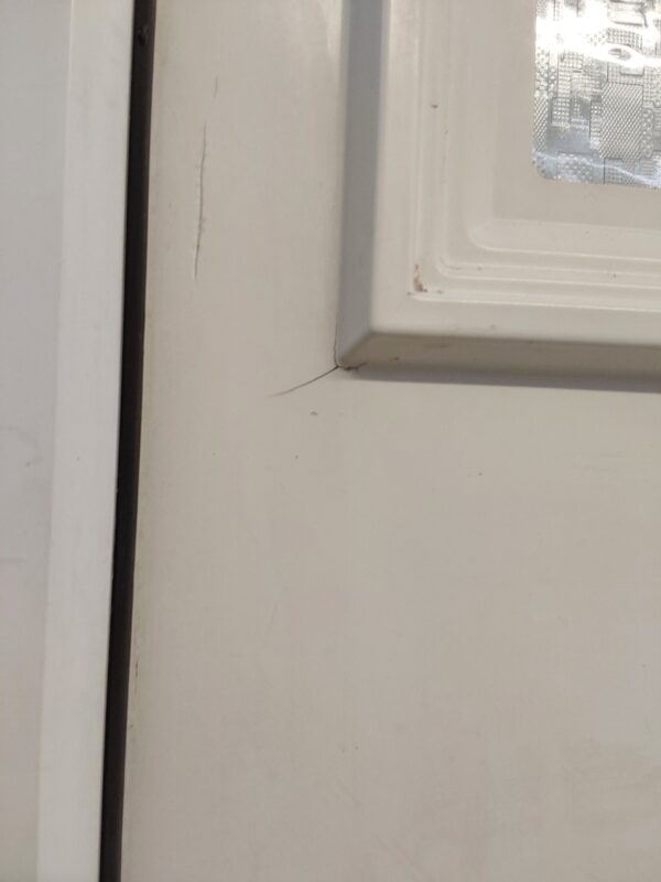 Used White Upvc Back Door 920mm x 2085mm (reduce to 900mm) C10D38 - Image 6