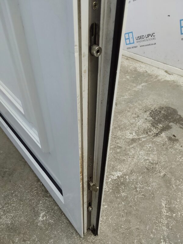 Used White Upvc Back Door 920mm x 2085mm (reduce to 900mm) C10D38 - Image 11