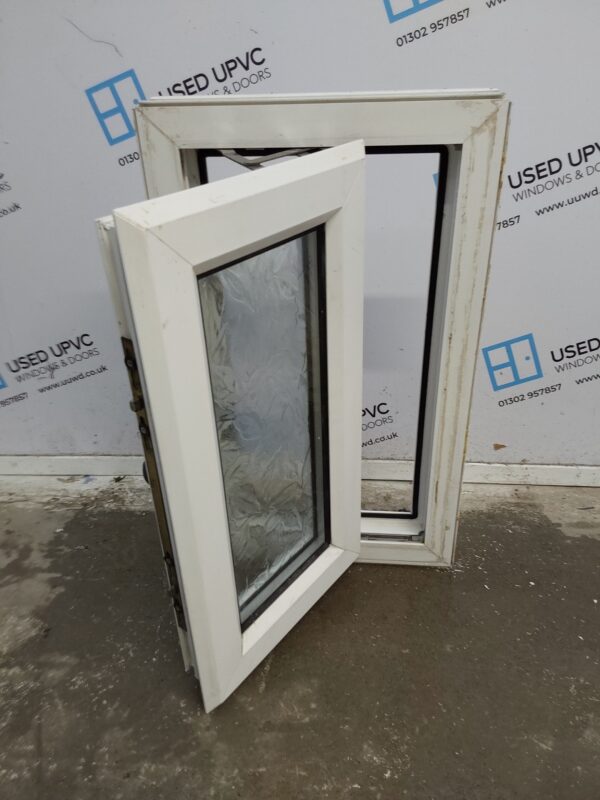 Used White Upvc Window 430mm x 715mm W0217 - Image 3