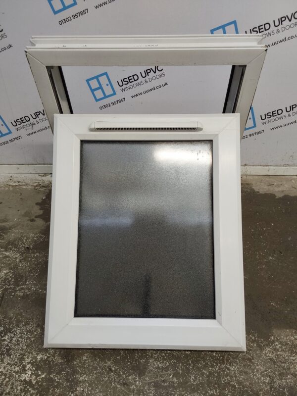 Used White Upvc Window 560mm x 665mm W0243 - Image 3