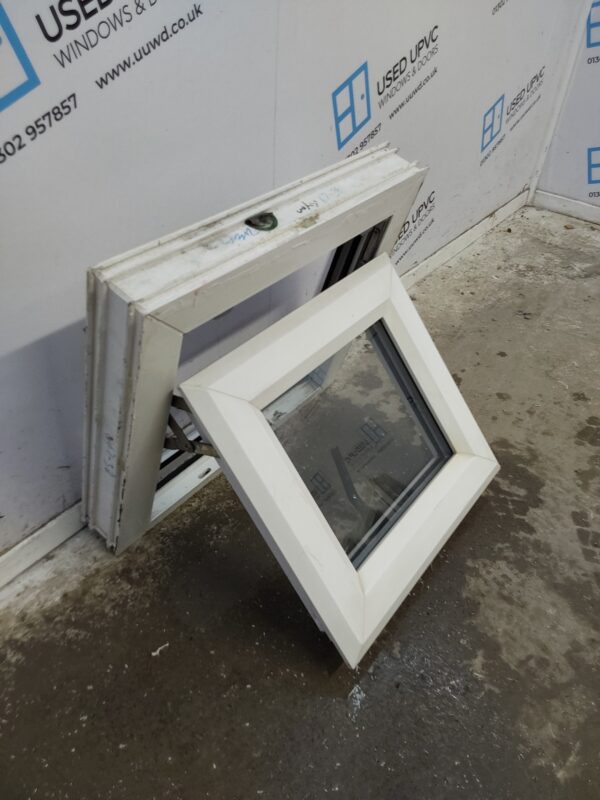 Used White Upvc Window 500mm x 430mm W0255 - Image 3