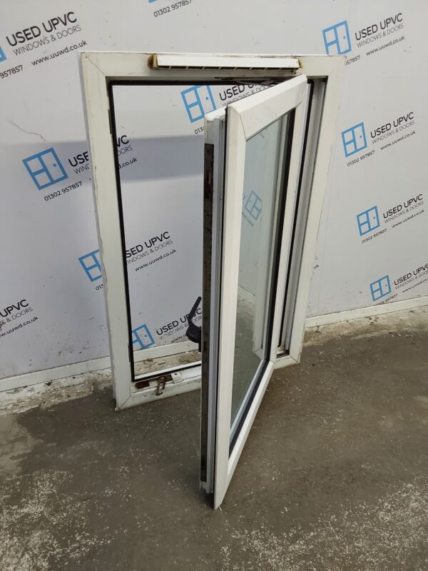 Used White Upvc Window 670mm x 1005mm C4W037 - Image 4