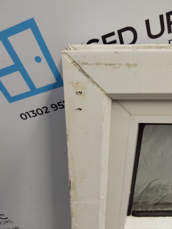 Used White Upvc Window 595mm x 860mm C4W091 - Image 5