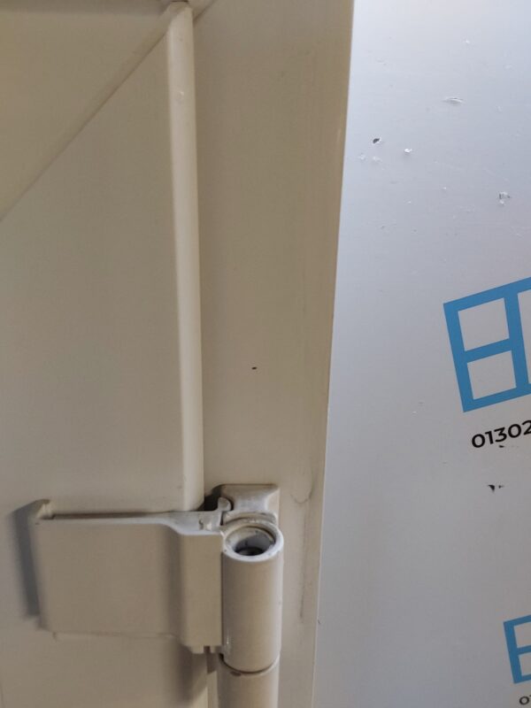 Used White Upvc Back Door And Toplight 805mm x 2400mm (Reduce To 2385mm) 0754 - Image 7