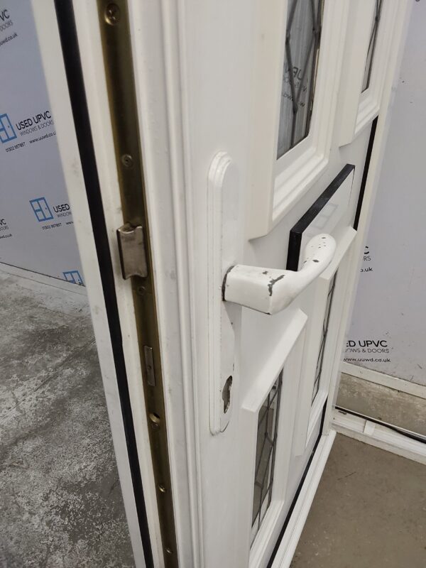 Used White Upvc Front Door 890mm x 2050mm (reduce to 870mm) C7D036 - Image 6