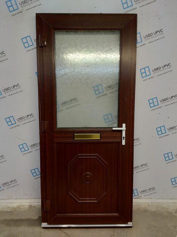 Used Woodgrain Upvc Front Door 920mm x 2060mm (Reduce To 905mm) C7D015 - Image 2