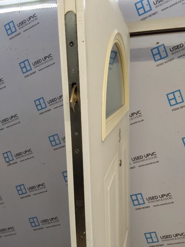 Used Cream Composite Front Door 920mm x 2080mm C7D047 - Image 4