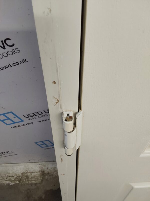 Used White Composite Back Door 970mm x 2125mm C7D053 - Image 7