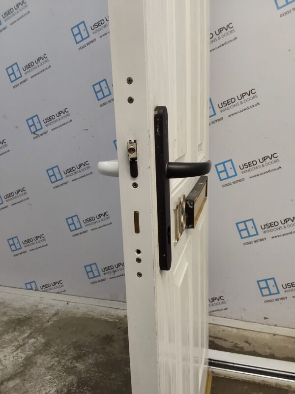 Used White Composite Front Door 920mm x 2105mm C7D055 - Image 5