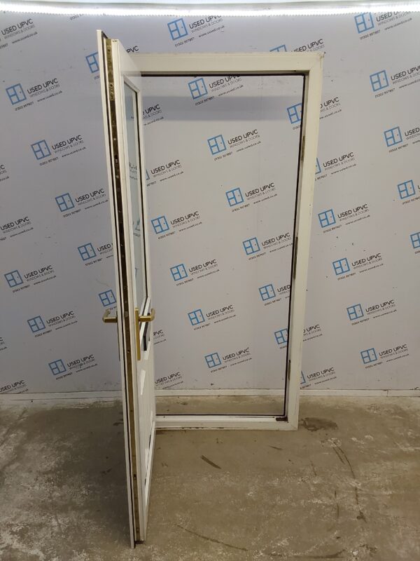 Used White Upvc Front Door 925mm x 2050mm (Reduce To 2035mm) 0822 - Image 3