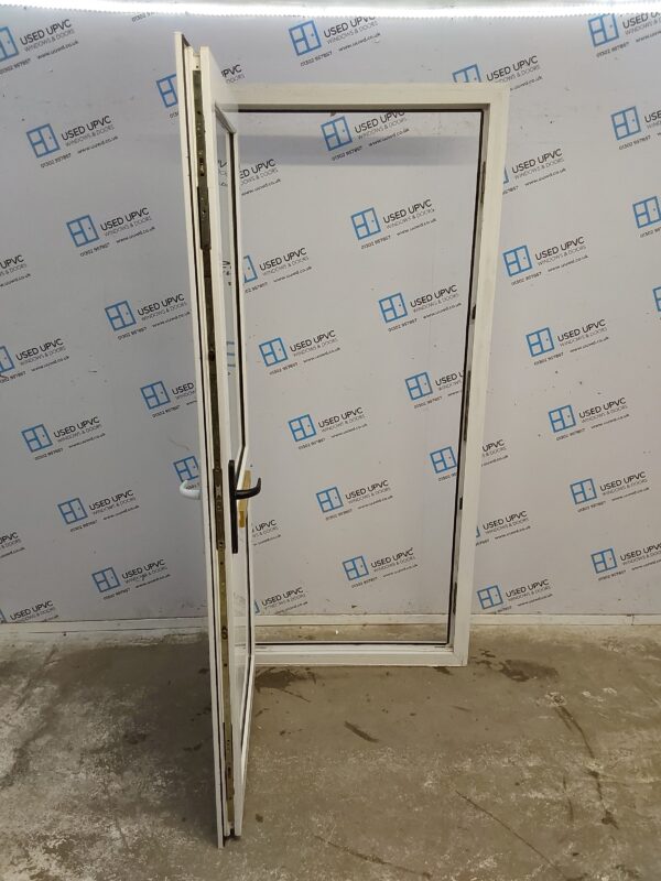 Used White Upvc Front Door 920mm x 2055mm 0770 - Image 3