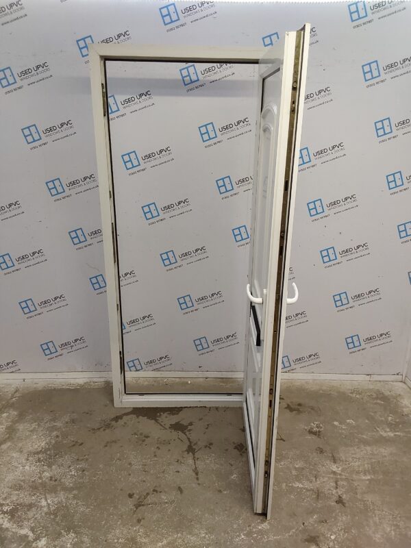 Used White Upvc Front Door 920mm x 2050mm (Reduce To 900mm) 0561 - Image 3