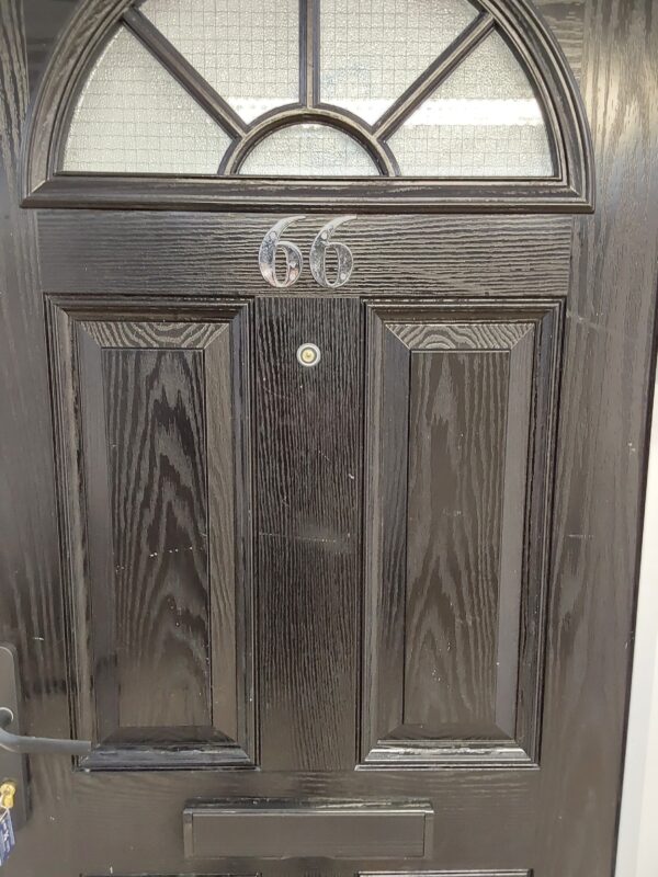 Used Black Composite Front Door 900mm x 1985mm 0430 - Image 7