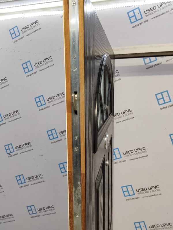 Used Black Composite Front Door 900mm x 1985mm 0430 - Image 4