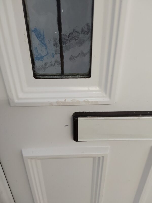 Used White Upvc Front Door And Toplight 920mm x 2250mm 0225 - Image 10