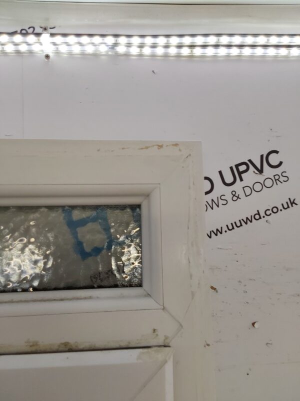 Used White Upvc Front Door And Toplight 920mm x 2250mm 0225 - Image 7