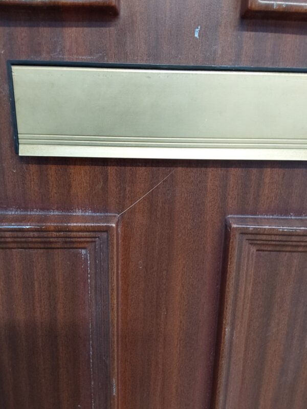 Used Woodgrain Upvc Front Door 885mm x 2045mm (Reduce To 865mm) 0159 - Image 9