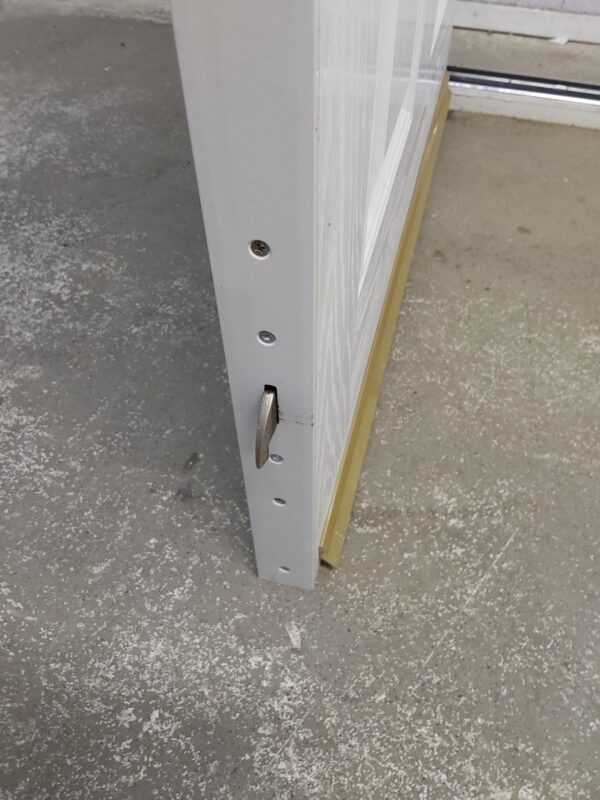 Used White Composite Front Door 920mm x 2110mm 0156 - Image 5