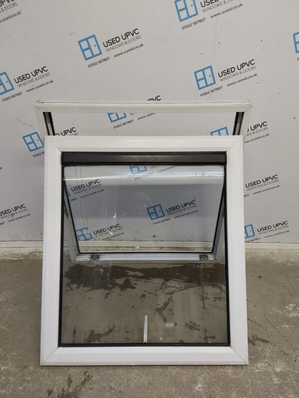 Used White Upvc Window 905mm x 1010mm LW0127 - Image 2