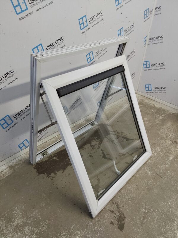 Used White Upvc Window 905mm x 1010mm LW0127 - Image 3