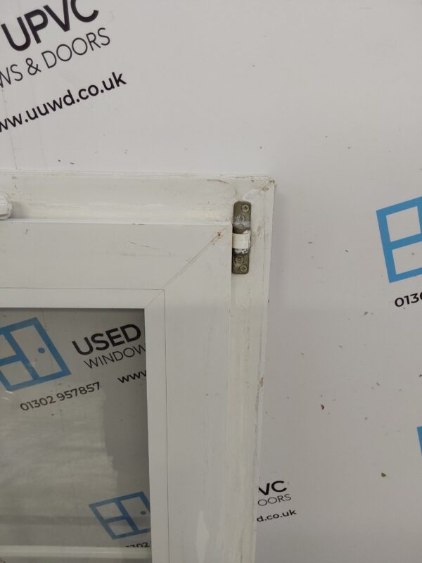 Used White Upvc Tilt And Turn Window 1000mm x 1310mm C5027 - Image 5