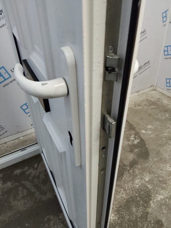 Used White Upvc Front Door 925mm x 2030mm 0030 - Image 5