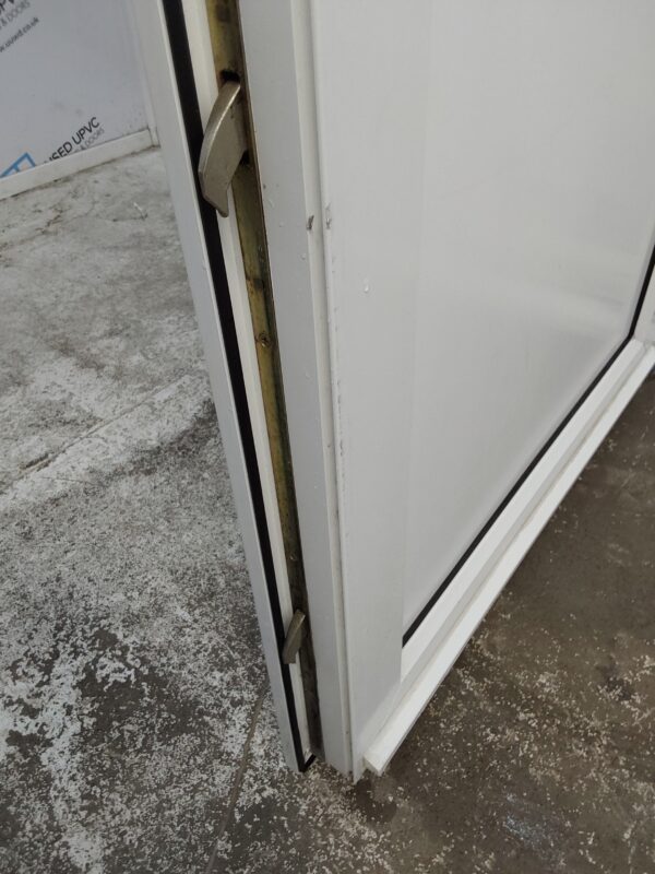 Used White Upvc Front Door 905mm x 2020mm 0313 - Image 7