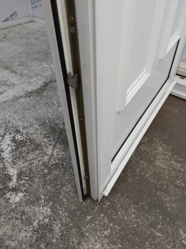 Used White Upvc Front Door 900mm x 2090mm (reduce to 885mm) 0094 - Image 8