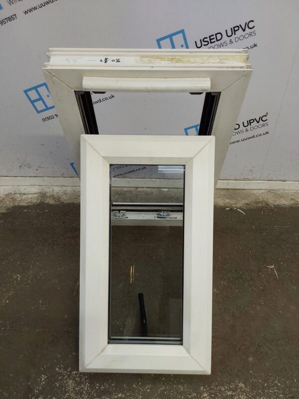 Used White Upvc Window 430mm x 695mm W0215 - Image 3