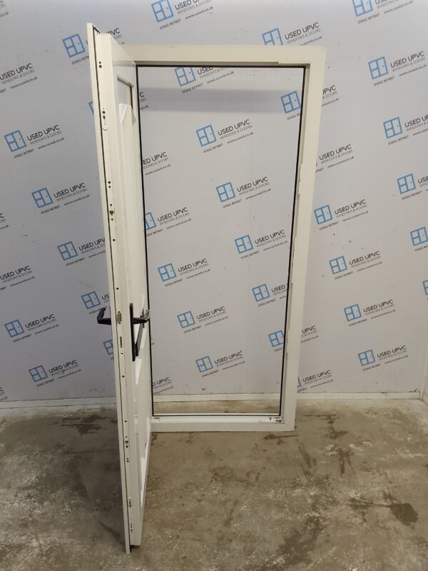 Used White Upvc Front Door 910mm x 2020mm C6004 - Image 3