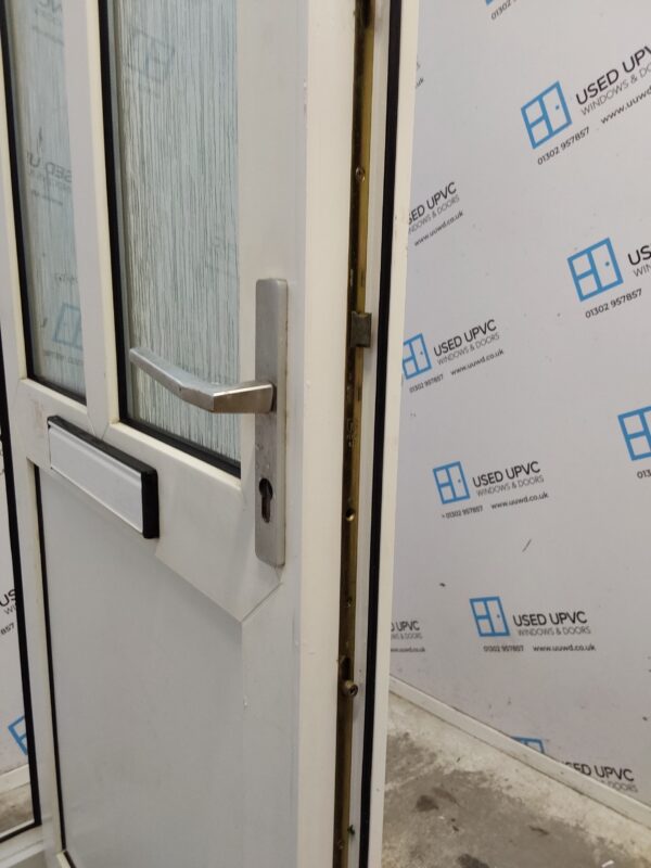 Used White Upvc Front Door 900mm x 2090mm C6015 - Image 5