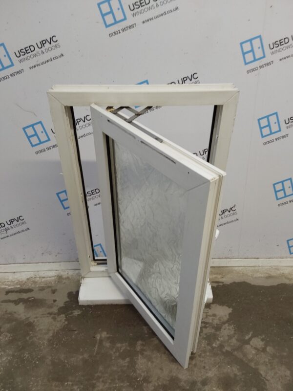 Used White Upvc Window 595mm x 900mm C4W122 - Image 2