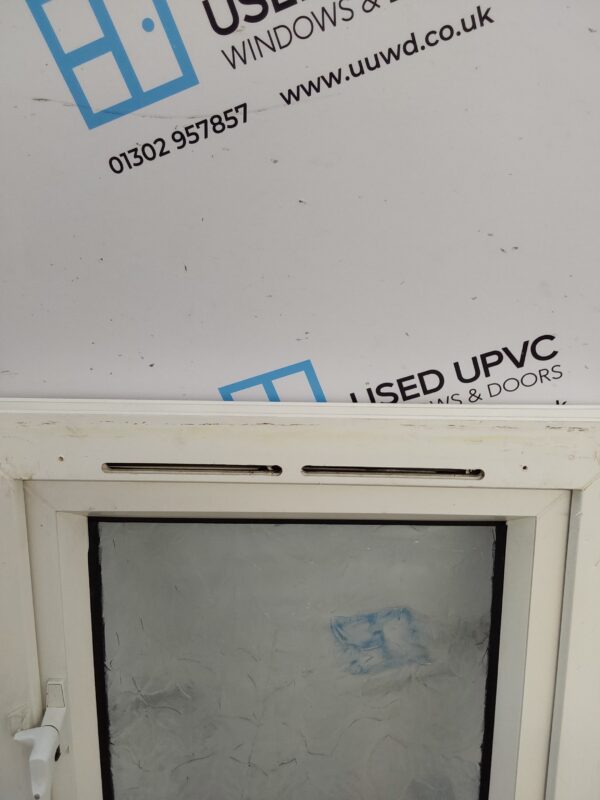 Used White Upvc Window 595mm x 900mm C4W122 - Image 6