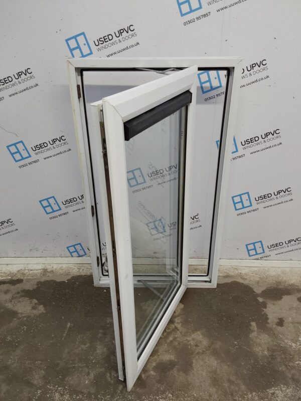 Used White Upvc Window 670mm x 1160mm C4W107 - Image 2