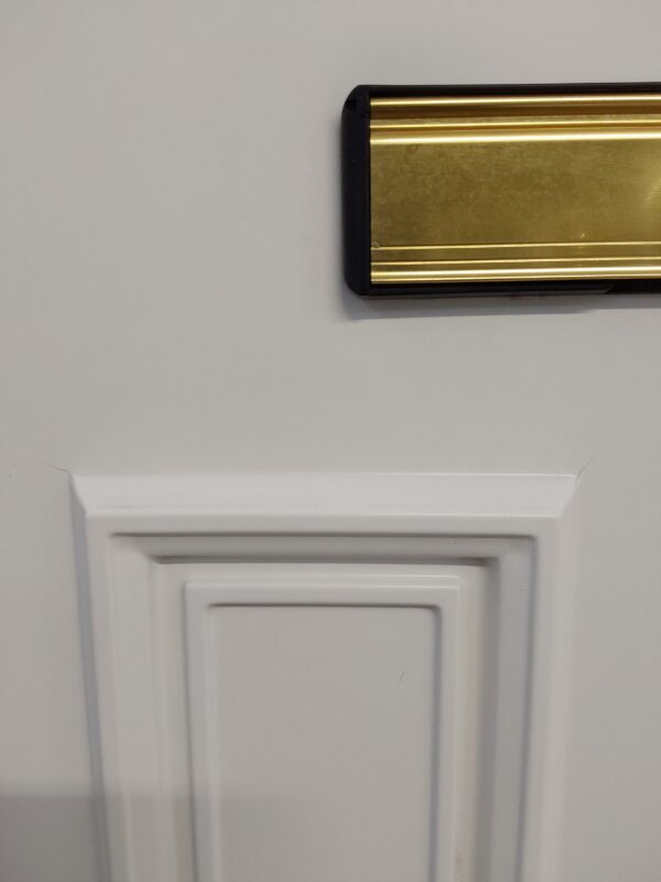 Used White Upvc Front Door 920mm x 2070mm 0287 - Image 5