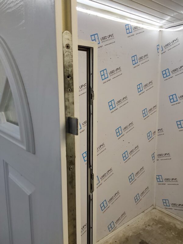 Used White Composite Front Door 905mm x 2030mm 0094 - Image 5