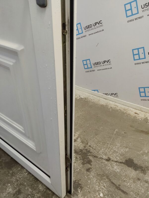 Used White Upvc Front Door 905mm x 2090mm 0049 - Image 6