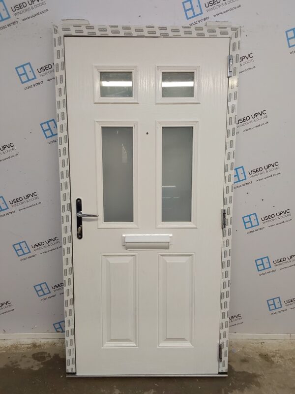 Brand New White Composite Front Door 1005mm x 2060mm ND82 - Image 2