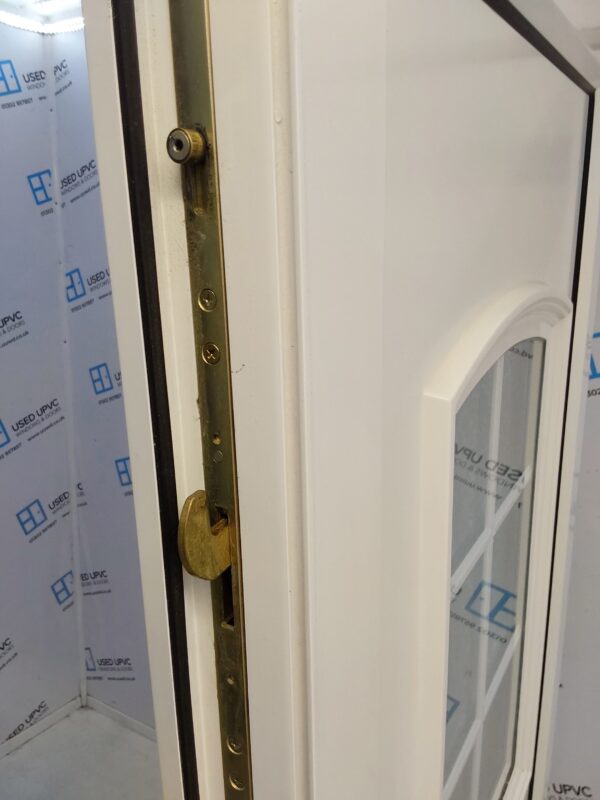 Used White Upvc Front Door 910mm x 2050mm C6077 - Image 4