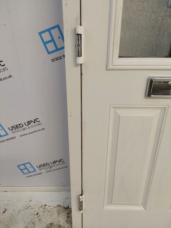 Used White Composite Front Door 890mm x 2060mm C7D032 - Image 4