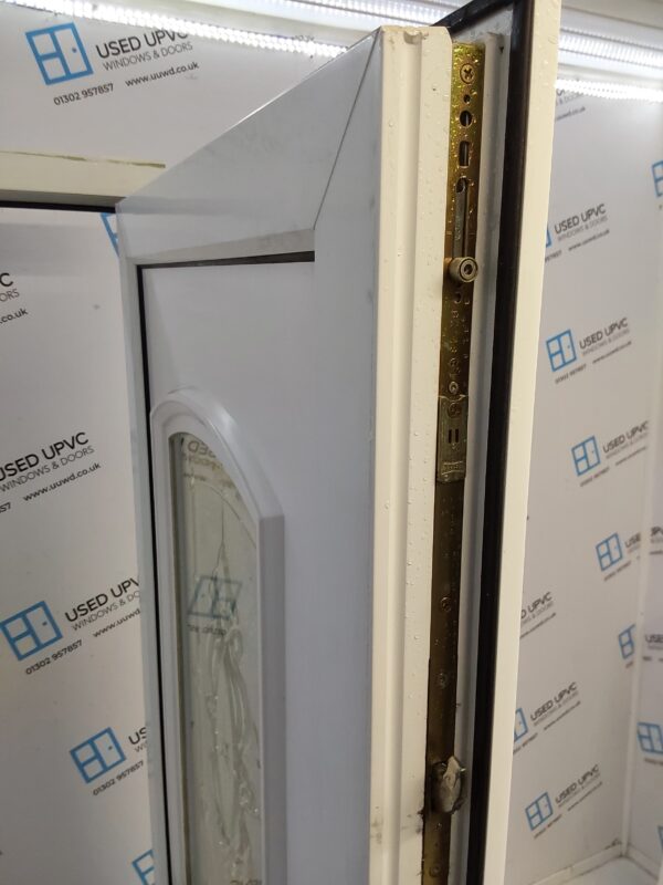 Used White Upvc Front Door 940mm x 2045mm 0810 - Image 9