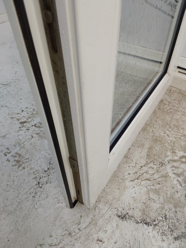 Used White Upvc French Doors 1260mm x 1975mm EA9 - Image 8