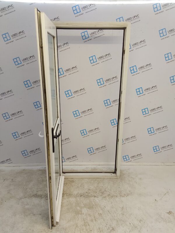 Used White Upvc Front Door 900mm x 2060mm C7D063 - Image 3