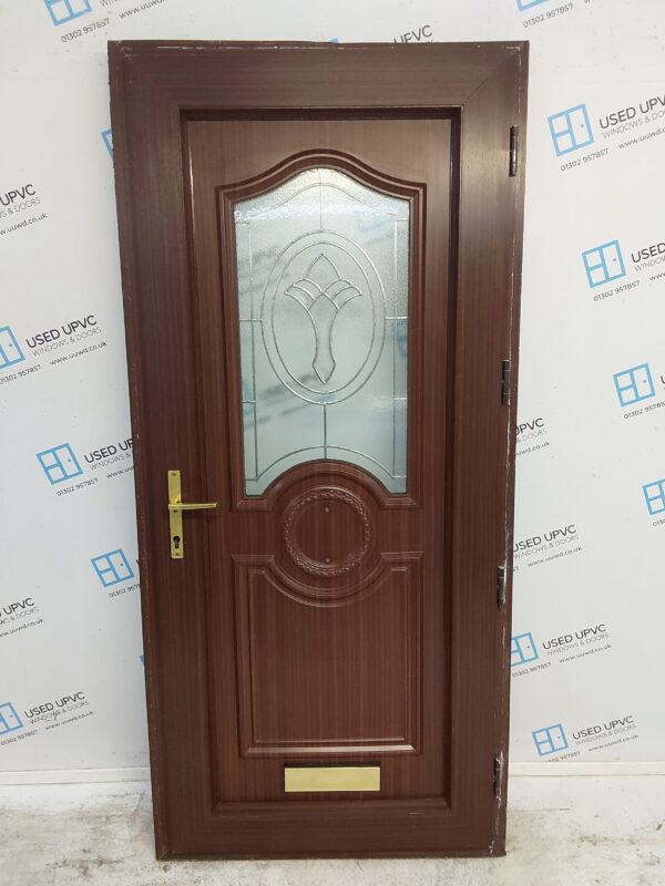 Used Woodgrain Upvc Front Door 930mm x 2020mm C7D066 - Image 2