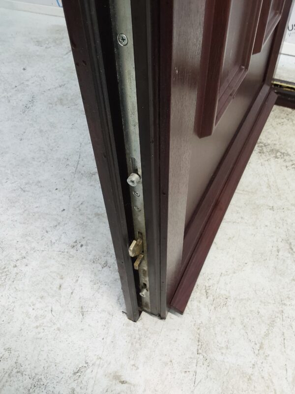 Used Rosewood Upvc Front Door 935mm x 2095mm C7D069 - Image 6