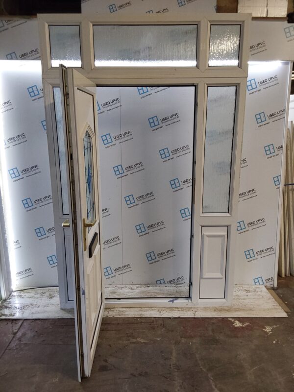 Used White Upvc Front Door With Side Panels And Toplight 1620mm x 2495mm DS008 - Image 3