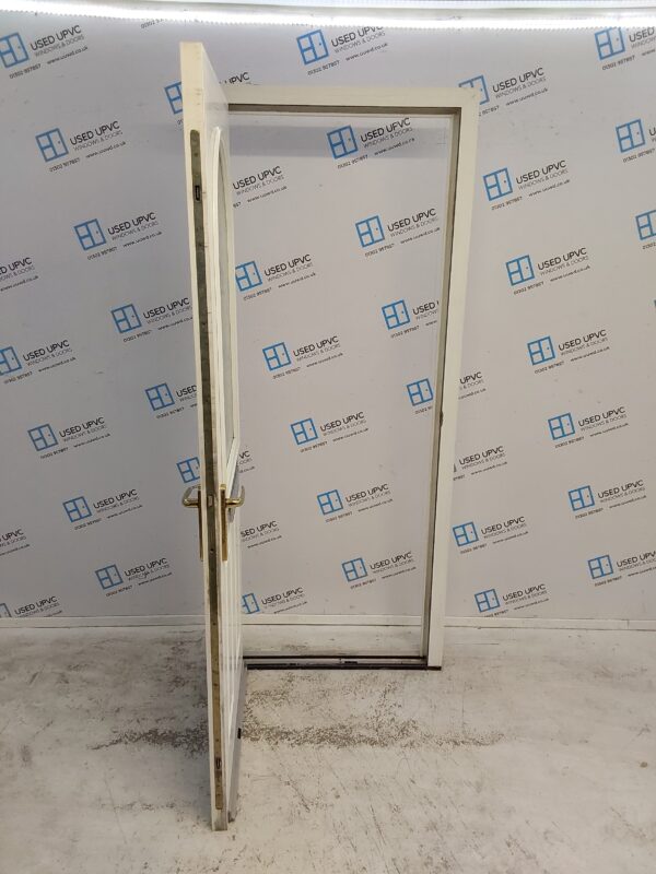 Used White Composite Front Door 890mm x 2085mm 0595 - Image 3