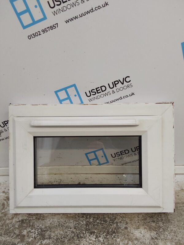 Used White Upvc Window 625mm x 415mm W0240